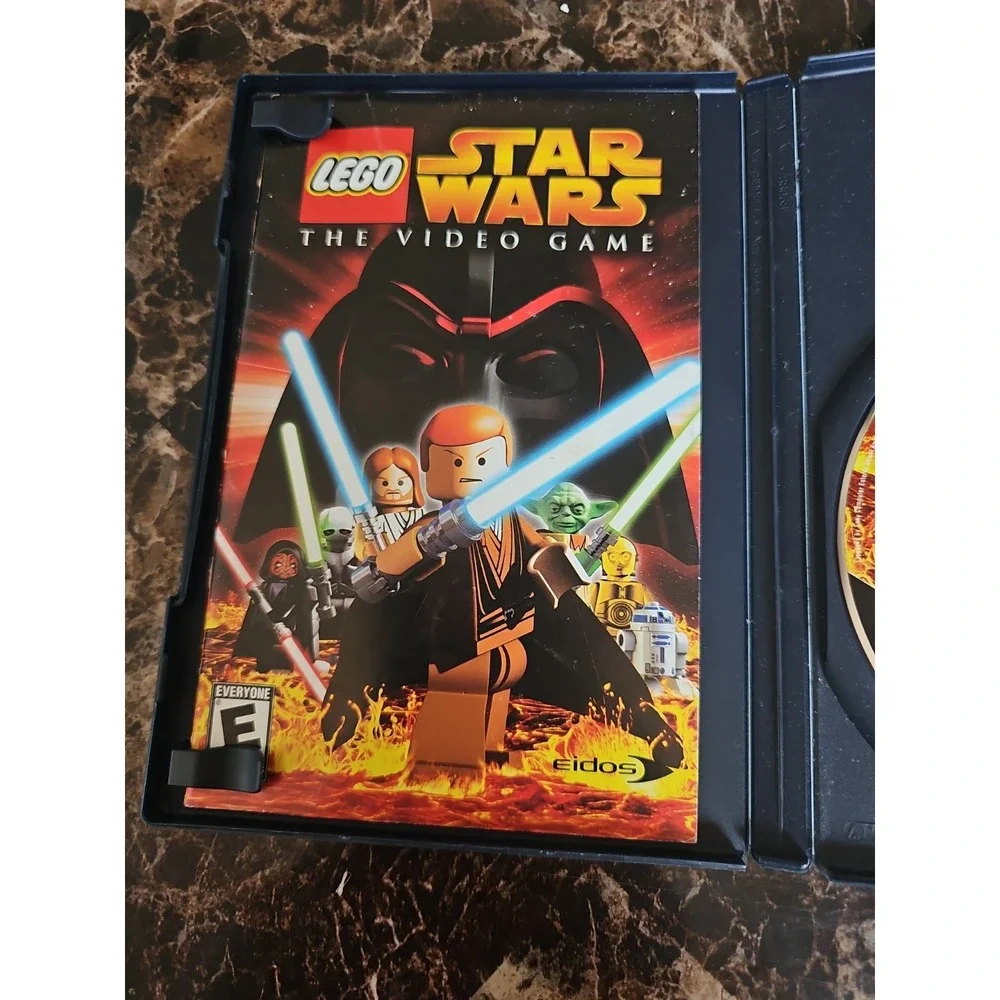 LEGO Star Wars: The Video Game (Sony PlayStation 2, 2005)